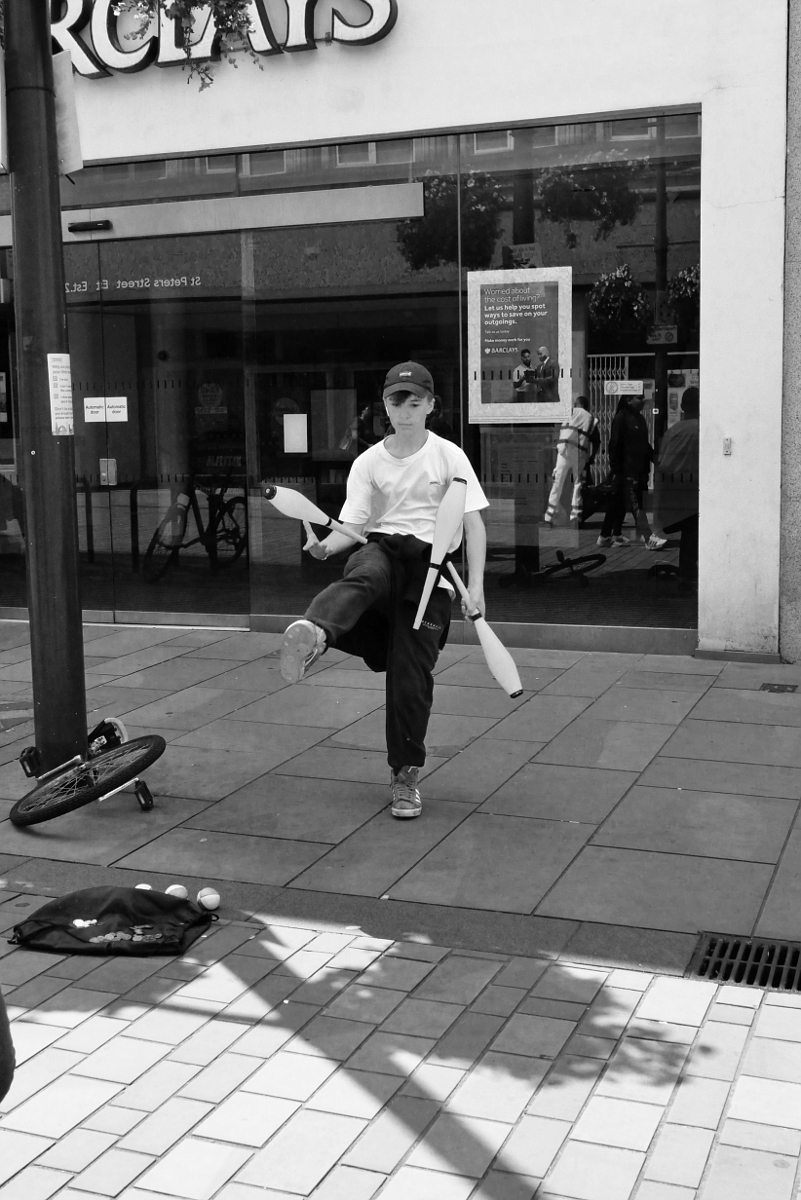 Derby: Juggler - St Peter's St. Photograph Copyright (c)2023 Paul Alan Grosse. All Rights Reserved.
